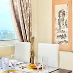 Alonia - Your Shelter By The Park And Appartamento