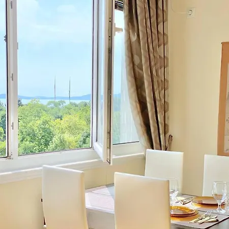Alonia - Your Shelter By The Park And * Burgas City